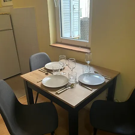 Triplea Sr * Beograd